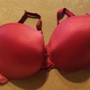 Cacique Elegant Red Women's Satin And Lace Bra 42C